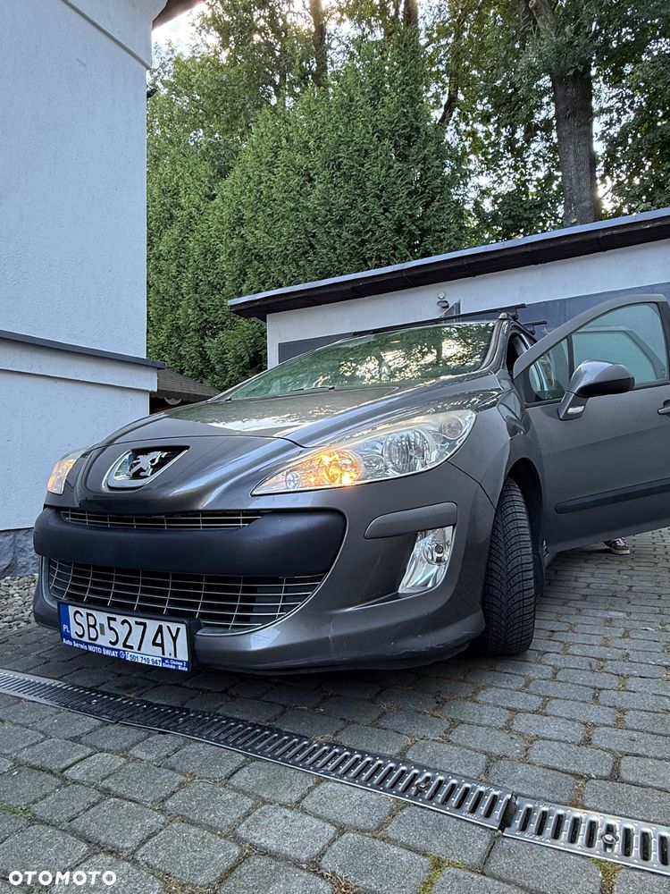 Peugeot 308 - 8