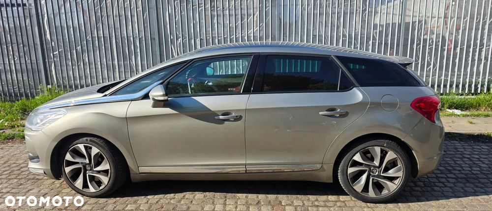 Citroën DS5 2.0 BlueHDi SportChic - 2