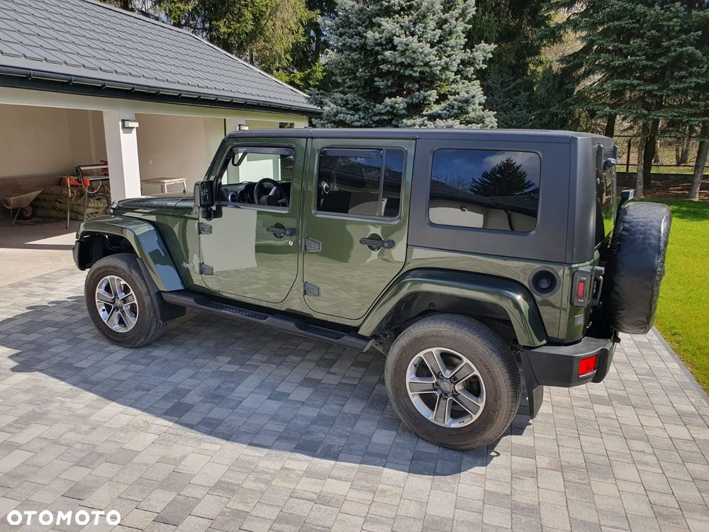 Jeep Wrangler Unlimited 2.8 CRD Sport - 4