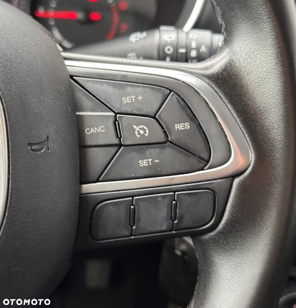 Fiat Tipo 1.4 T-Jet Business Line - 21