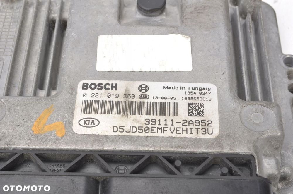 KIA CEED II 1.6 CRDi STEROWNIK SILNIKA 39111-2A952 - 3