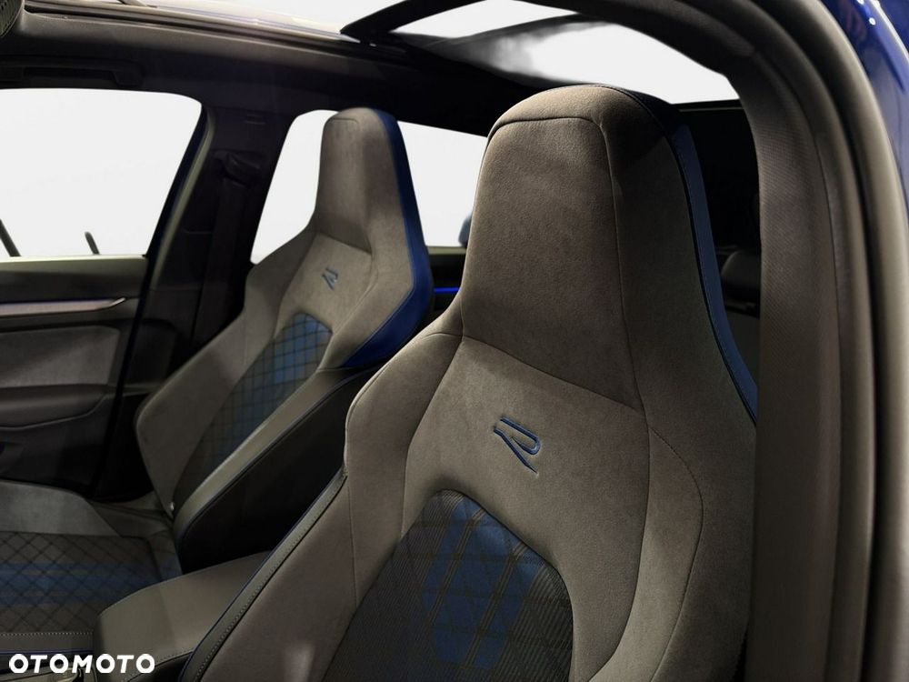 Volkswagen Golf Variant 2.0 TSI 4Motion R - 35