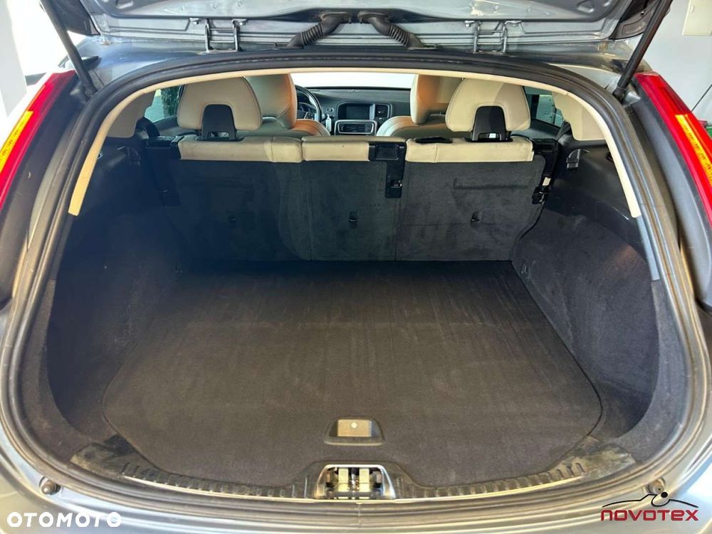 Volvo V60 D2 Drive-E Summum - 26