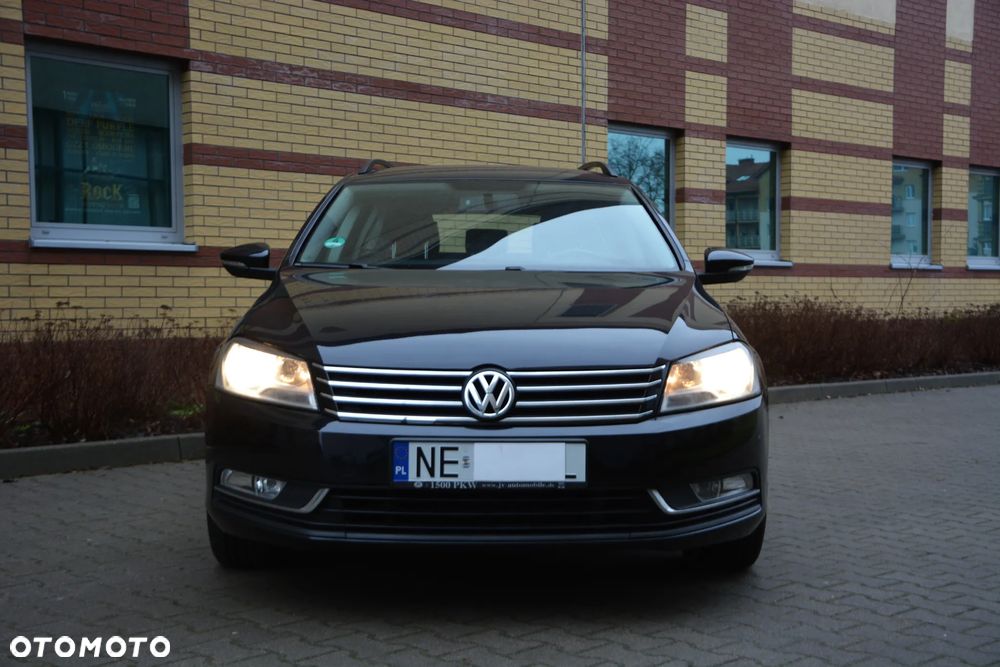 Volkswagen Passat - 20