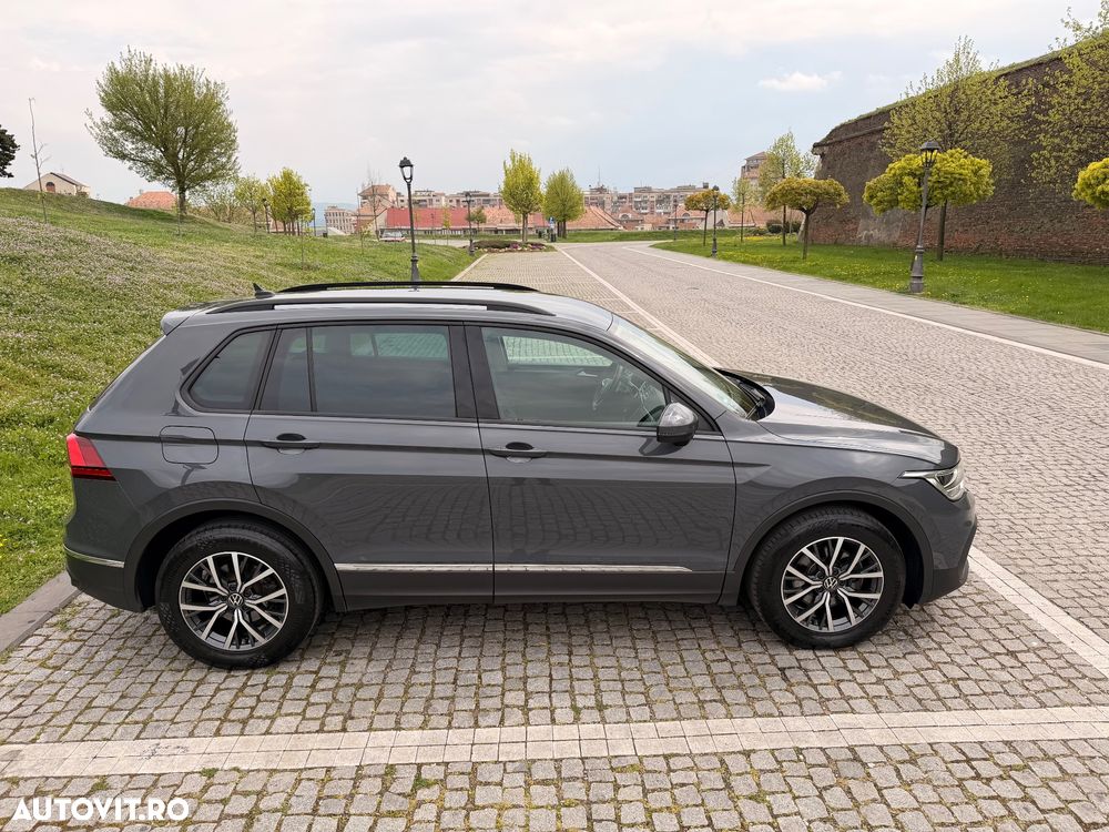 Volkswagen Tiguan 2.0 TDI SCR DSG IQ.DRIVE - 13