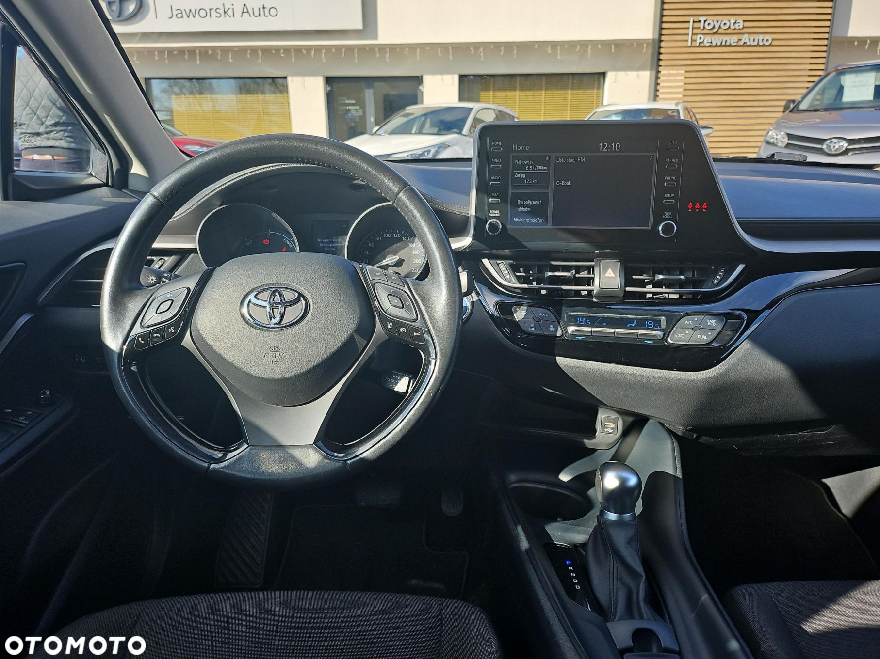 Toyota C-HR - 13