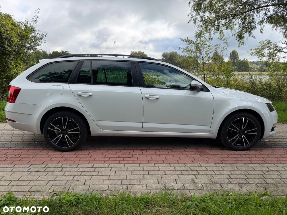 Skoda Octavia 1.6 TDI Soleil - 2