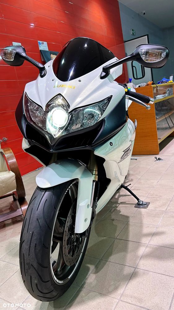Suzuki GSX-R - 29