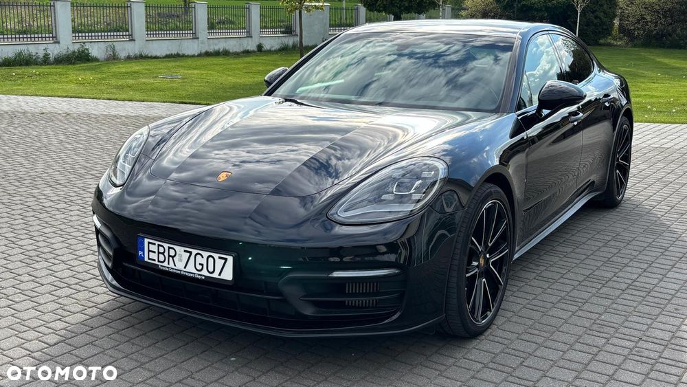 Porsche Panamera 4 E-Hybrid - 8