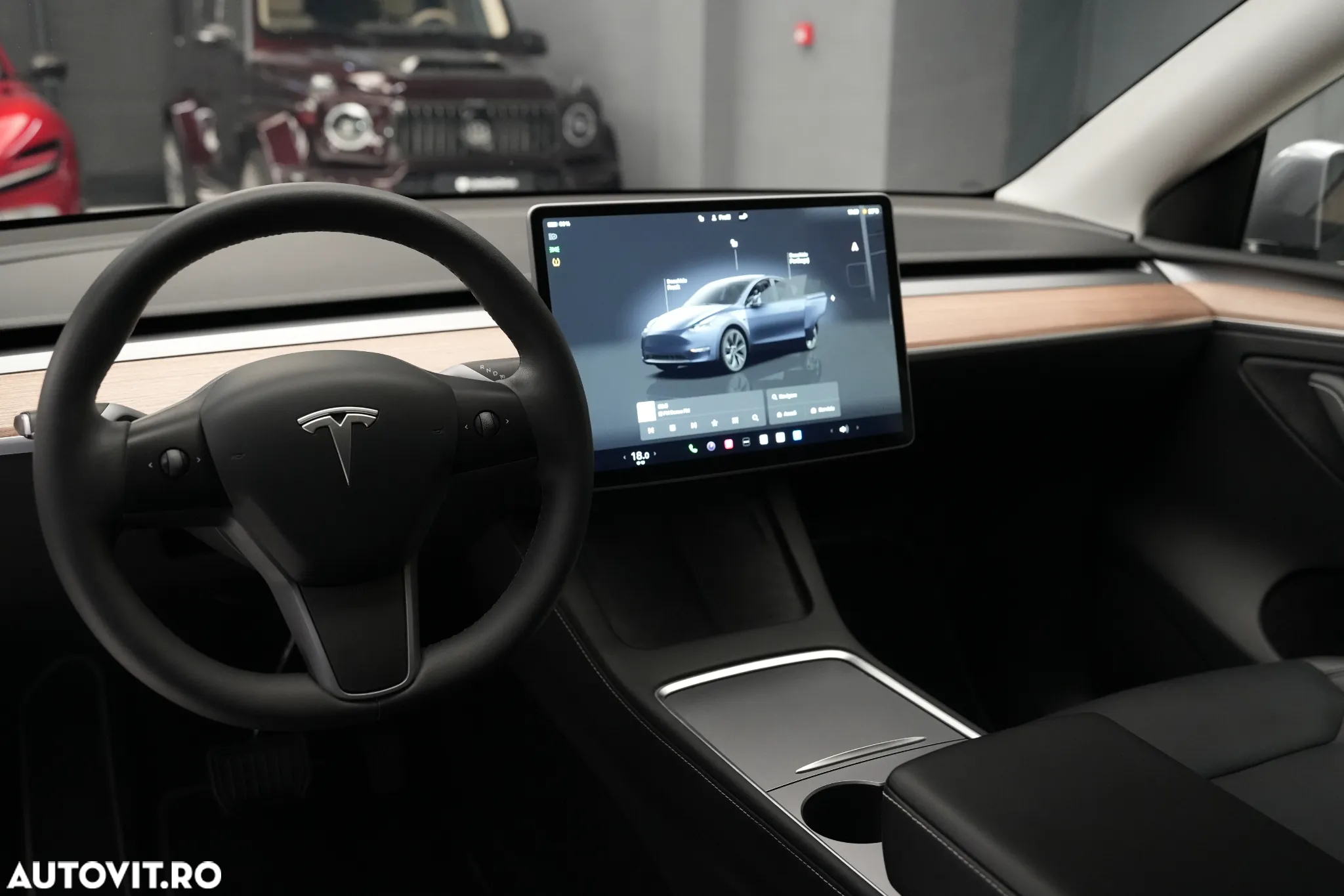 Tesla Model Y AWD Long Range - 15