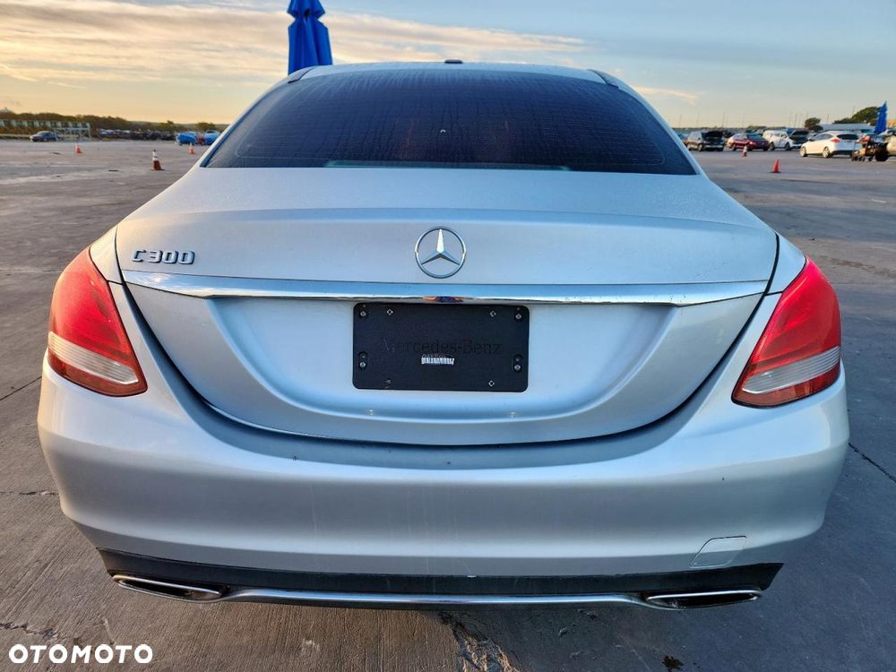 Mercedes-Benz Klasa C 300 9G-TRONIC Avantgarde - 6