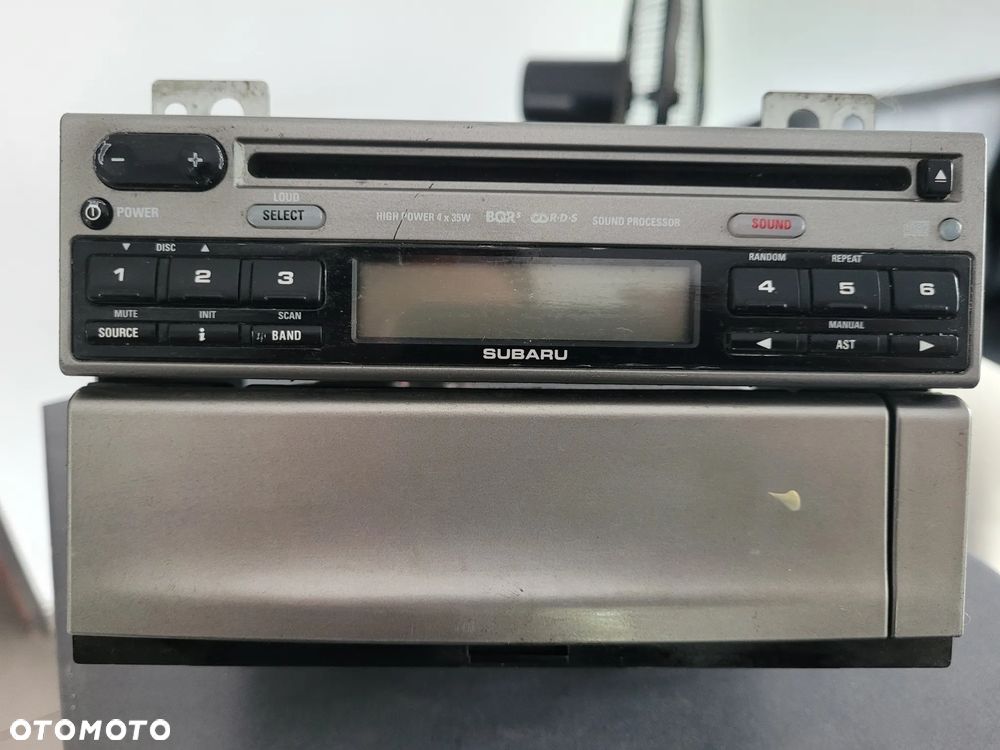 oryginalne radio samochodowe VDO DC643/92F Forester/ Impreza - 1