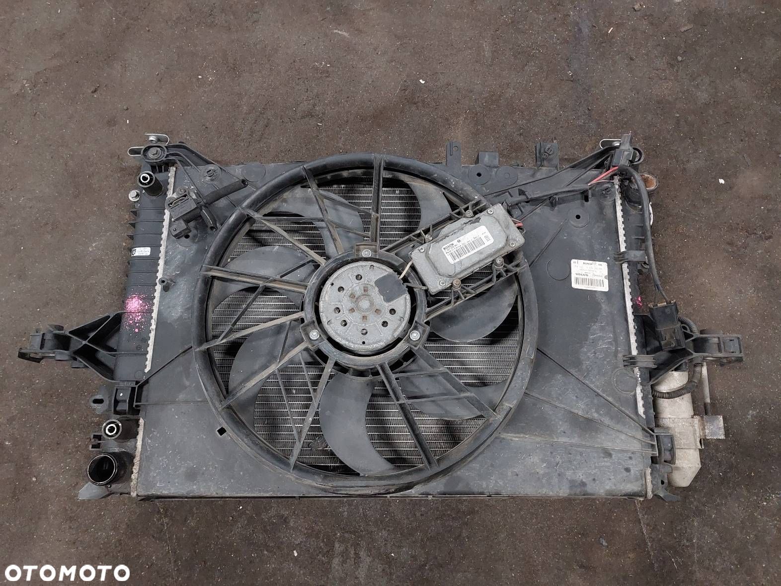 CHŁODNICE KOMPLET + WENTYLATOR VOLVO S60 I 2.4 20V 30680547 8683360 - 1