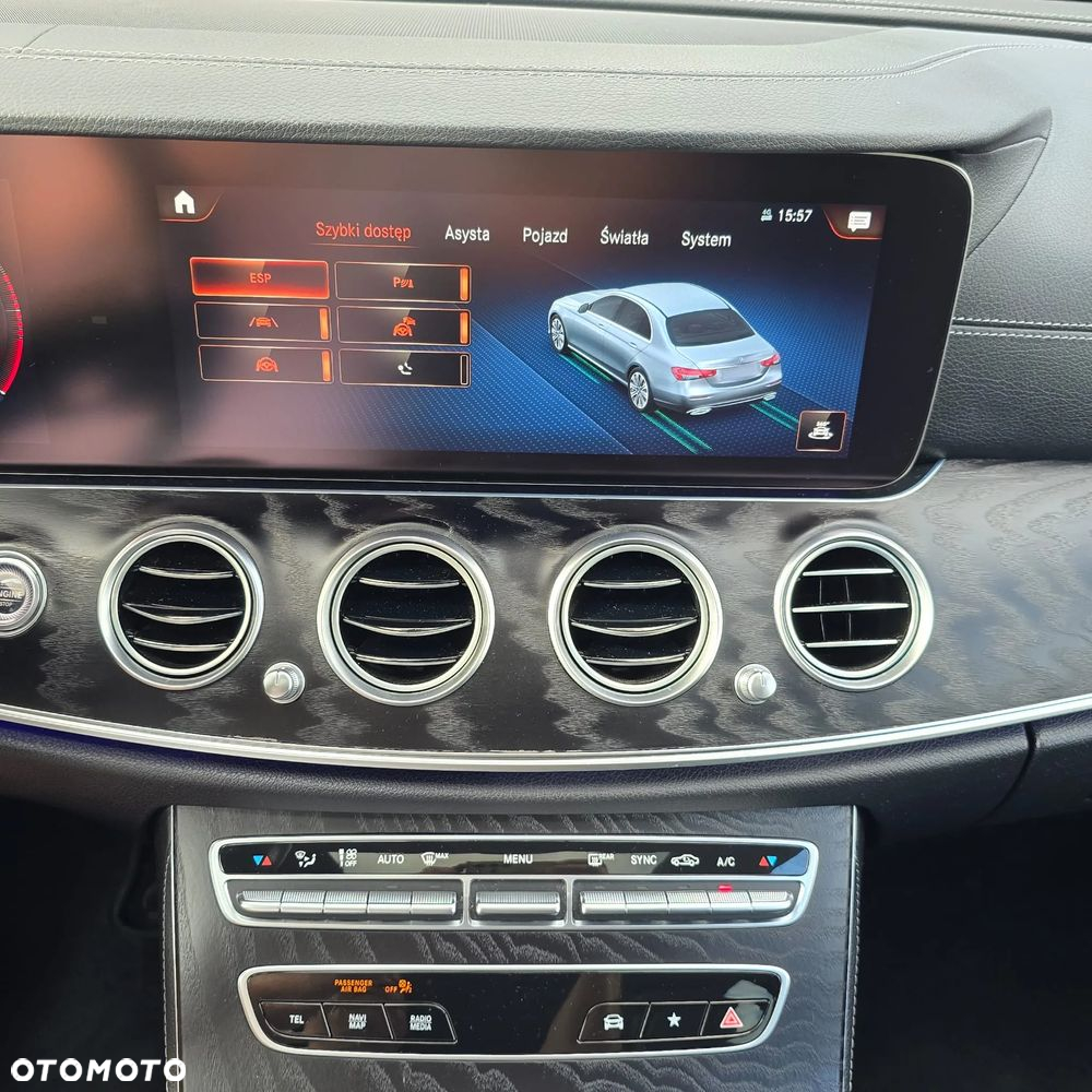 Mercedes-Benz Klasa E 220 d T 9G-TRONIC AMG Line - 36