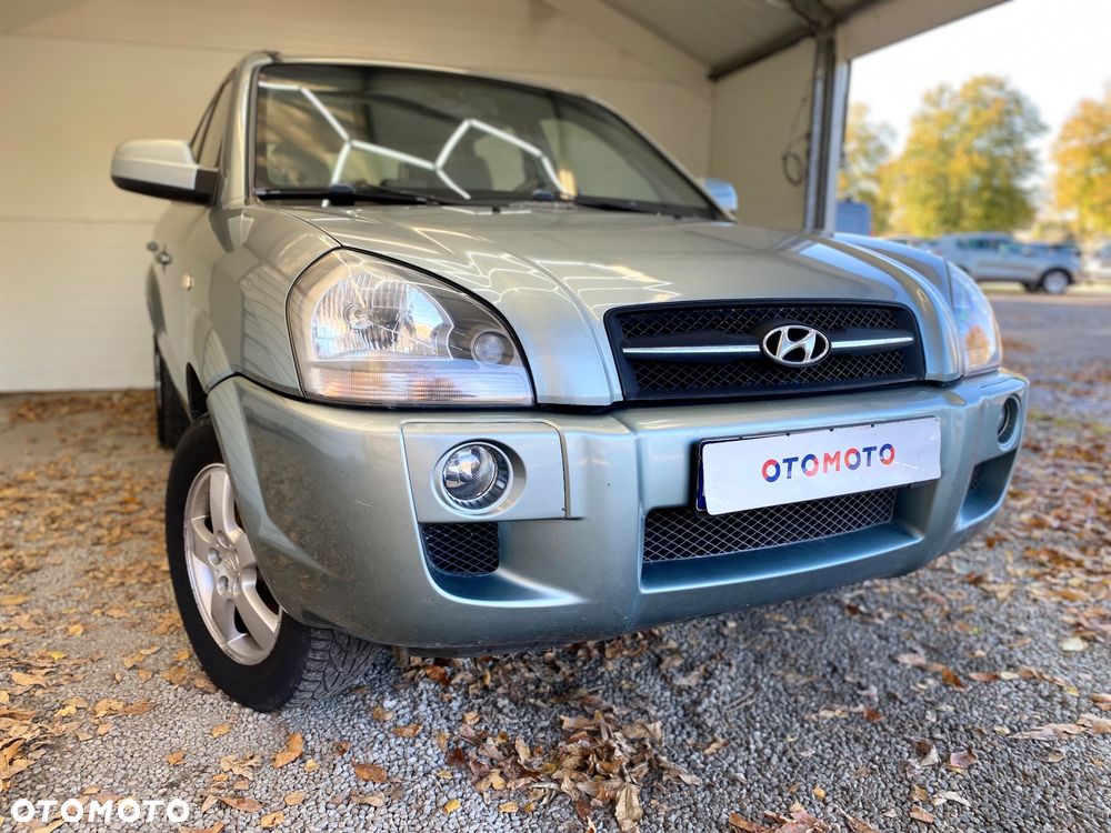 Hyundai Tucson 2.0 Comfort 2WD - 22