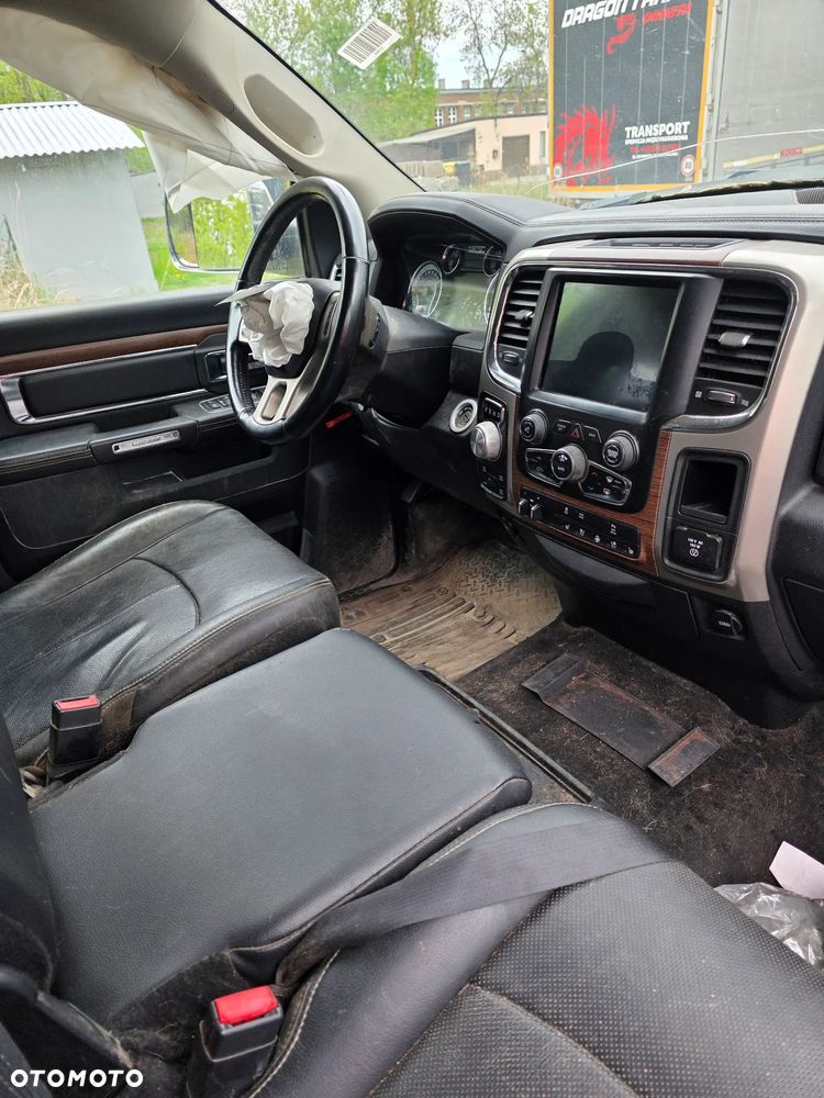 Dodge RAM - 10