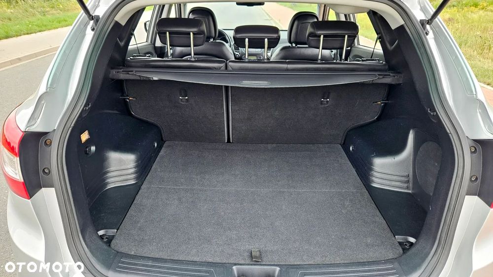 Hyundai ix35 2.0 CRDi 4WD Automatik Premium - 22