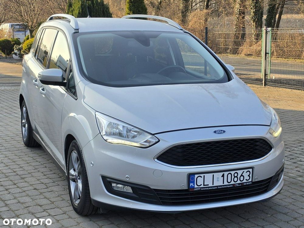 Ford Grand C-MAX - 15