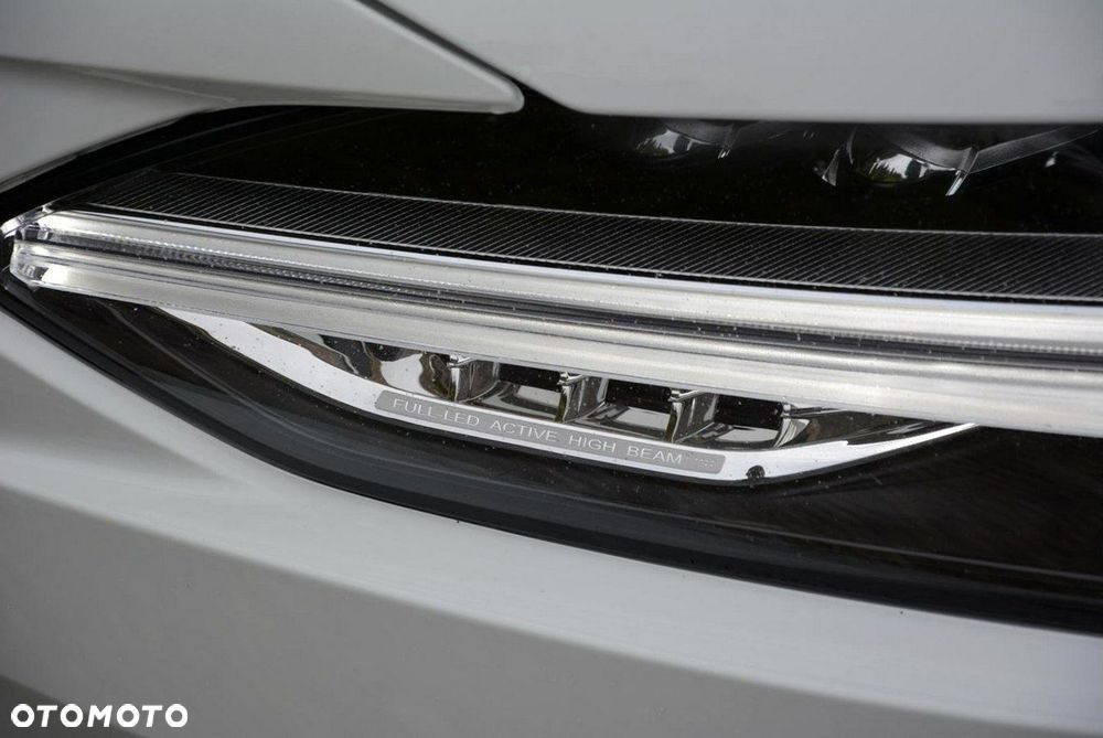 Volvo V90 D3 Momentum Pro - 14