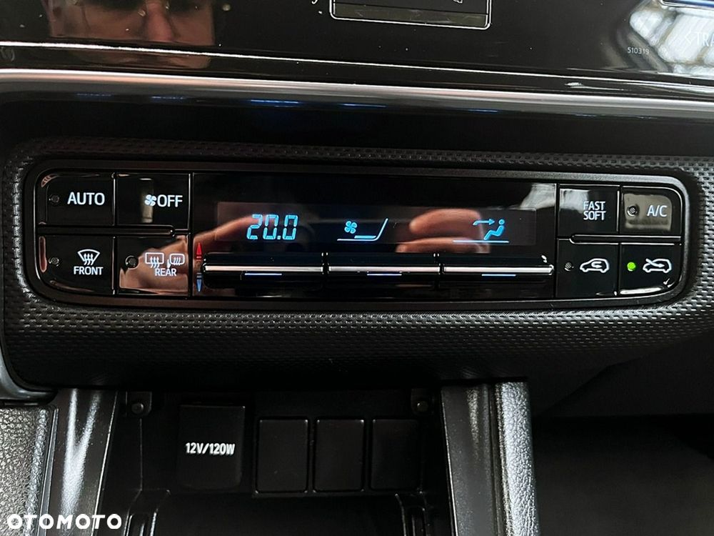 Toyota Auris - 23