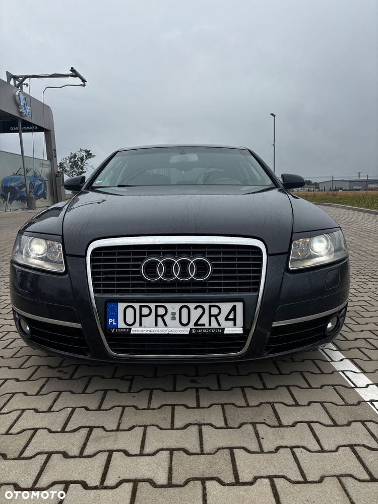 Audi A6 Limousine 2.4 - 3