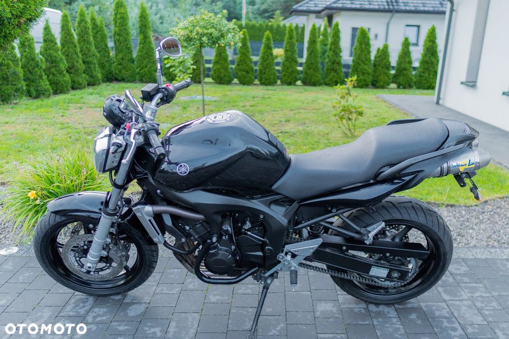 Yamaha FZ6 - 8