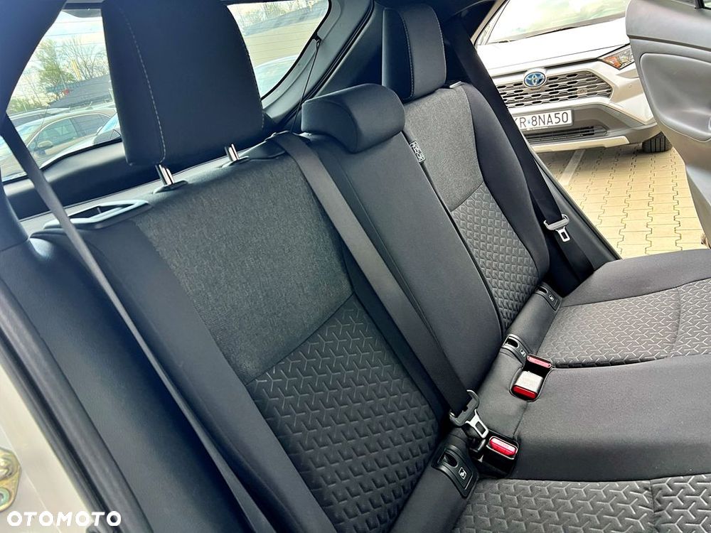 Toyota Yaris Cross Hybrid 1.5 Comfort - 16