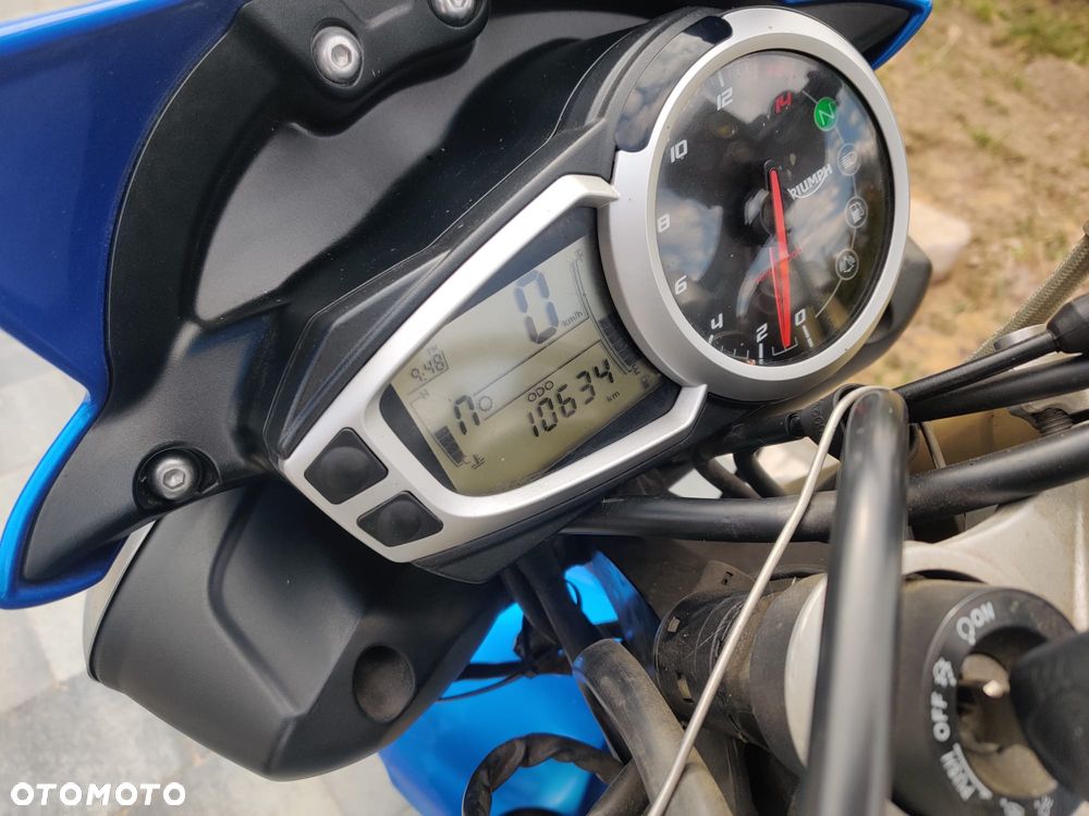 Triumph Street Triple - 2