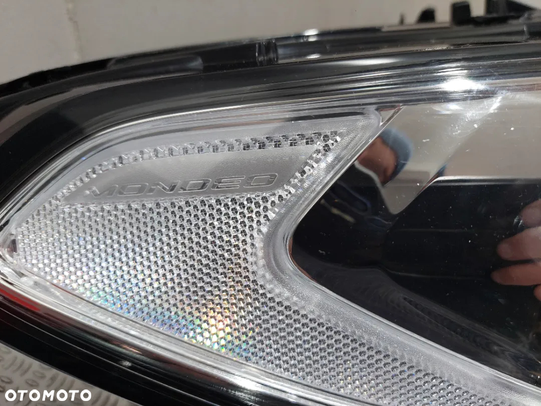LAMPA PRZEDNIA REFLEKTOR PRAWY FORD MONDEO MK5 SOCZEWKA R2018 NR ES7313W029ED - 2