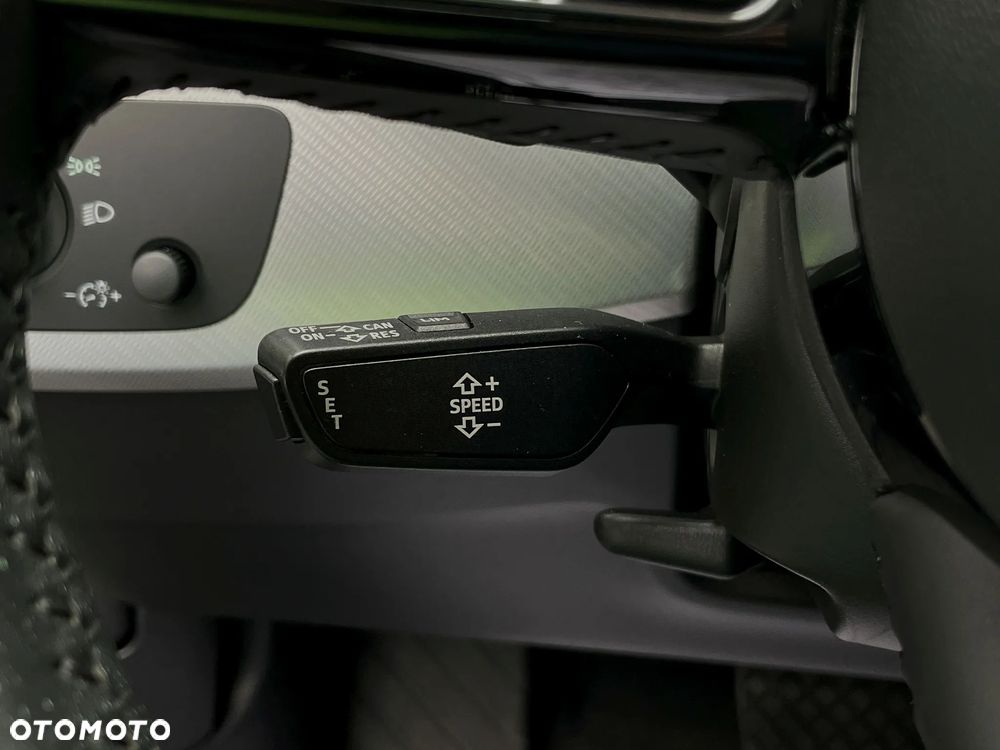 Audi A4 Avant 2.0 TFSI ultra S tronic - 25