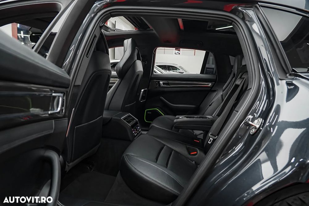 Porsche Panamera 4S E-Hybrid - 6