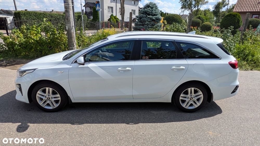 Kia Ceed 1.6 CRDi SCR M - 12