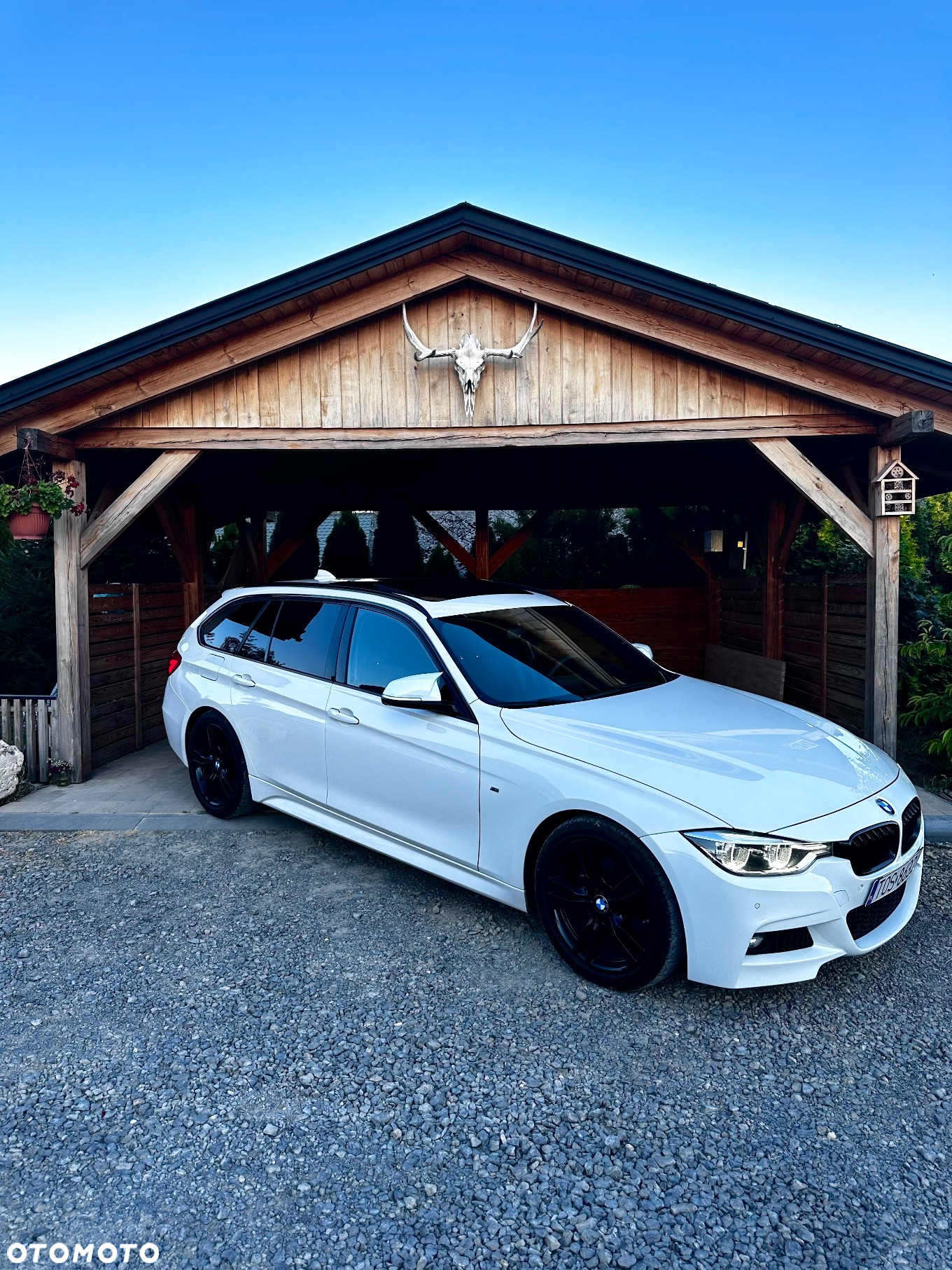 BMW Seria 3 318d Touring Edition M Sport Shadow - 13