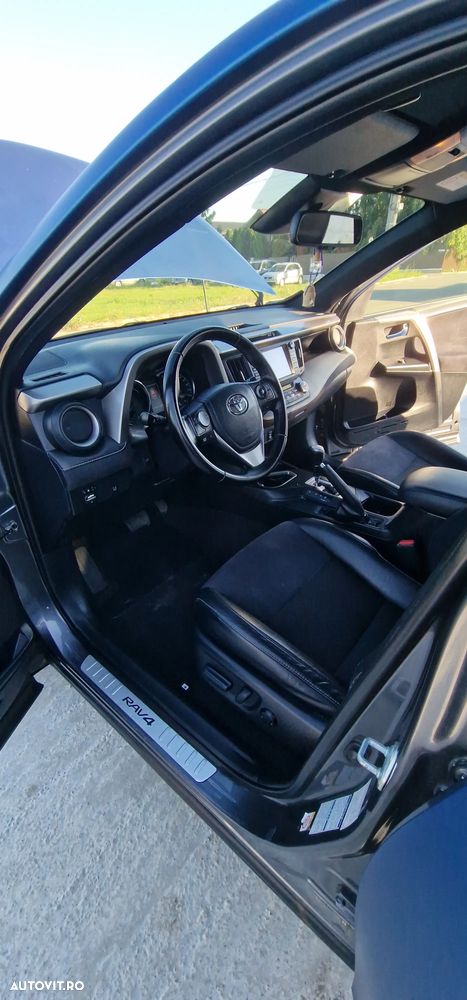 Toyota RAV4 2.5 VVT-i 4x4 Executive - 10