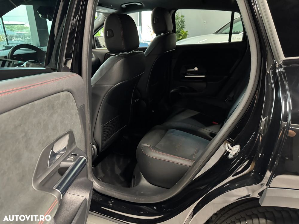 Mercedes-Benz GLA 180 d Aut. - 8