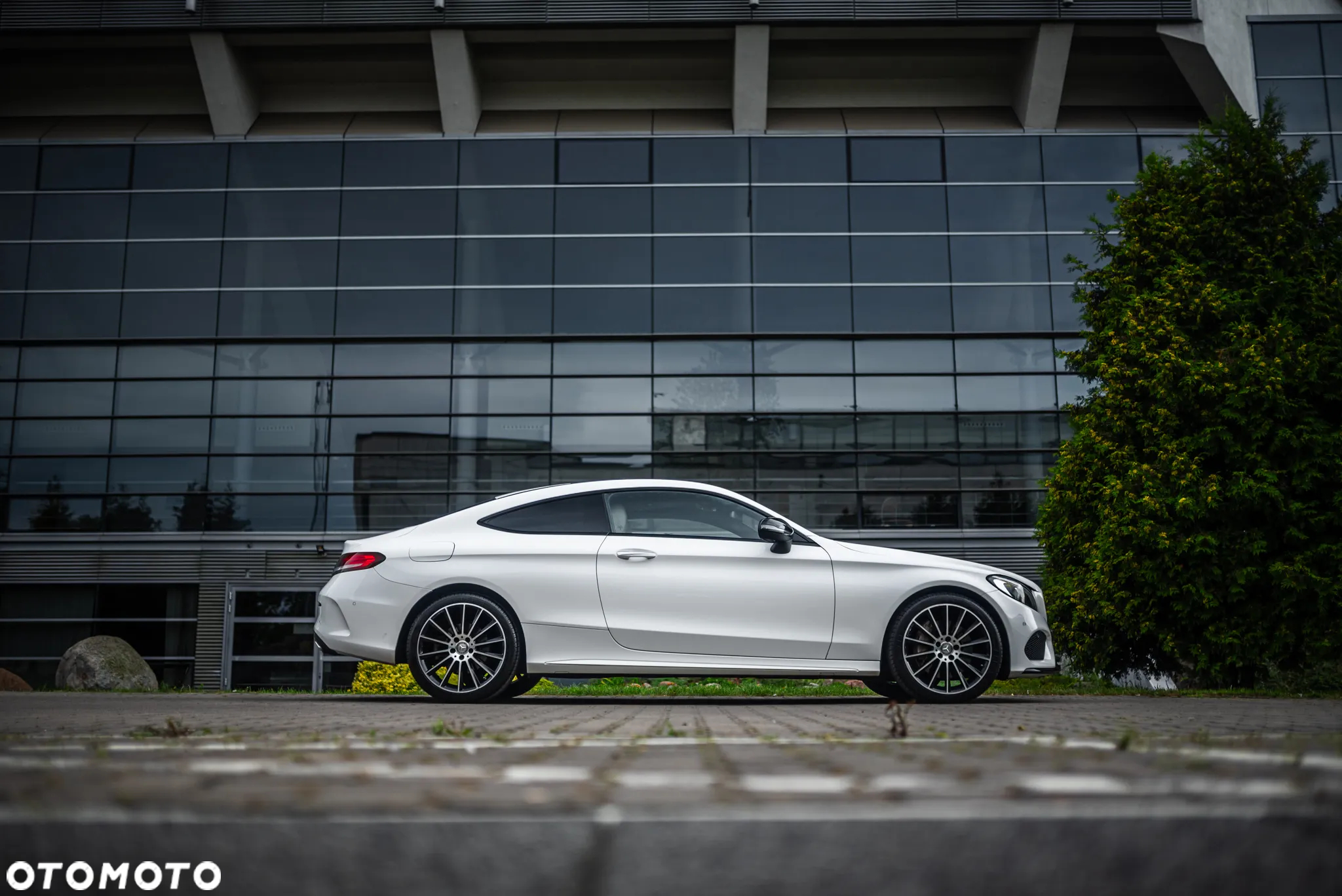 Mercedes-Benz Klasa C 300 7G-TRONIC - 10