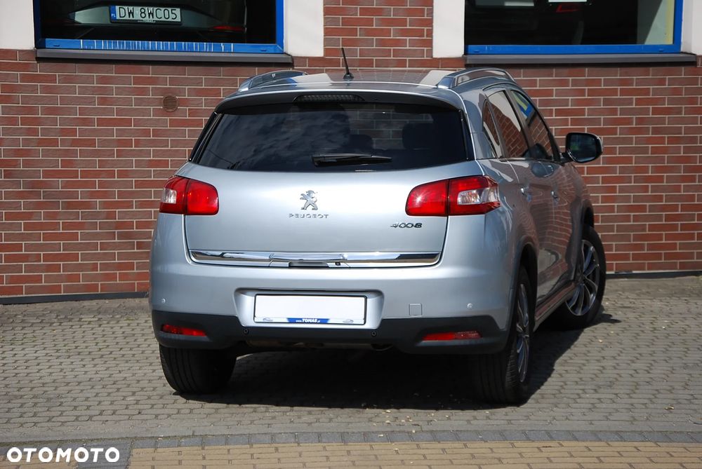 Peugeot 4008 - 17