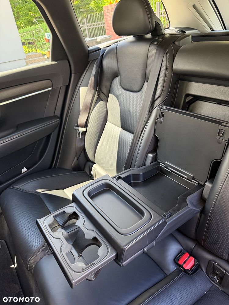 Volvo V90 D5 AWD Momentum - 20