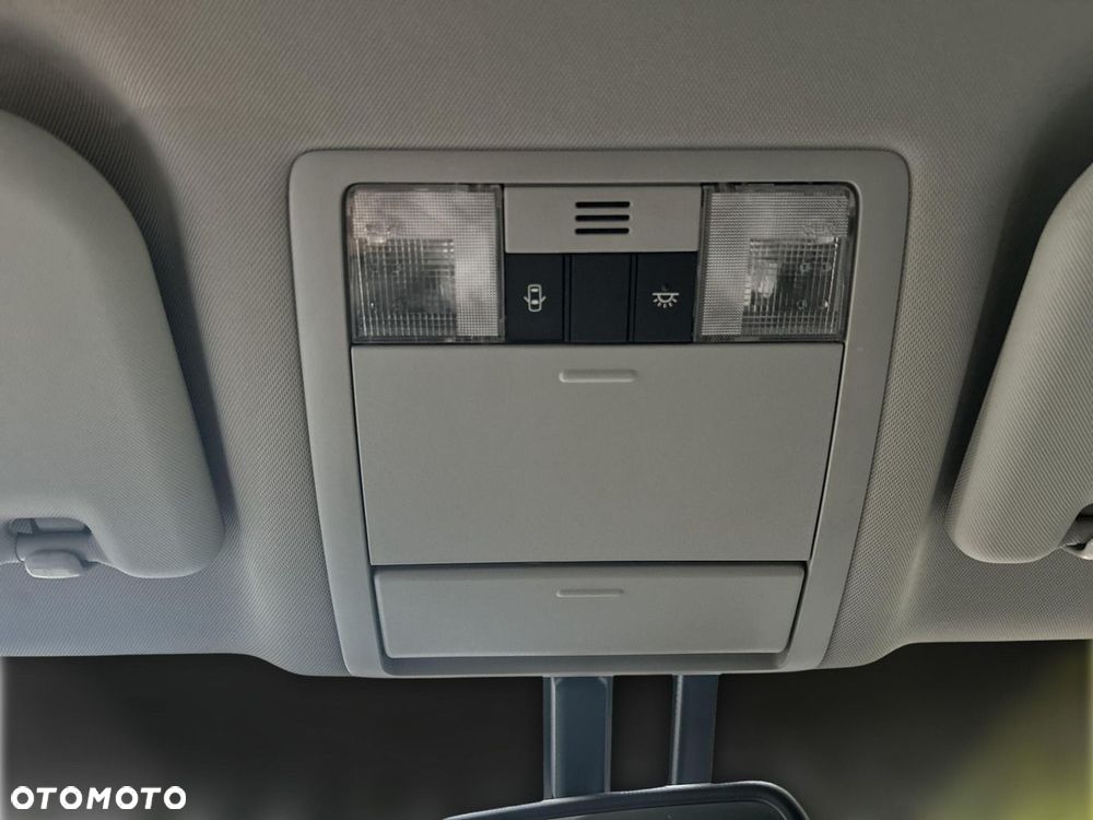 Toyota Verso 1.8 Premium MS - 22