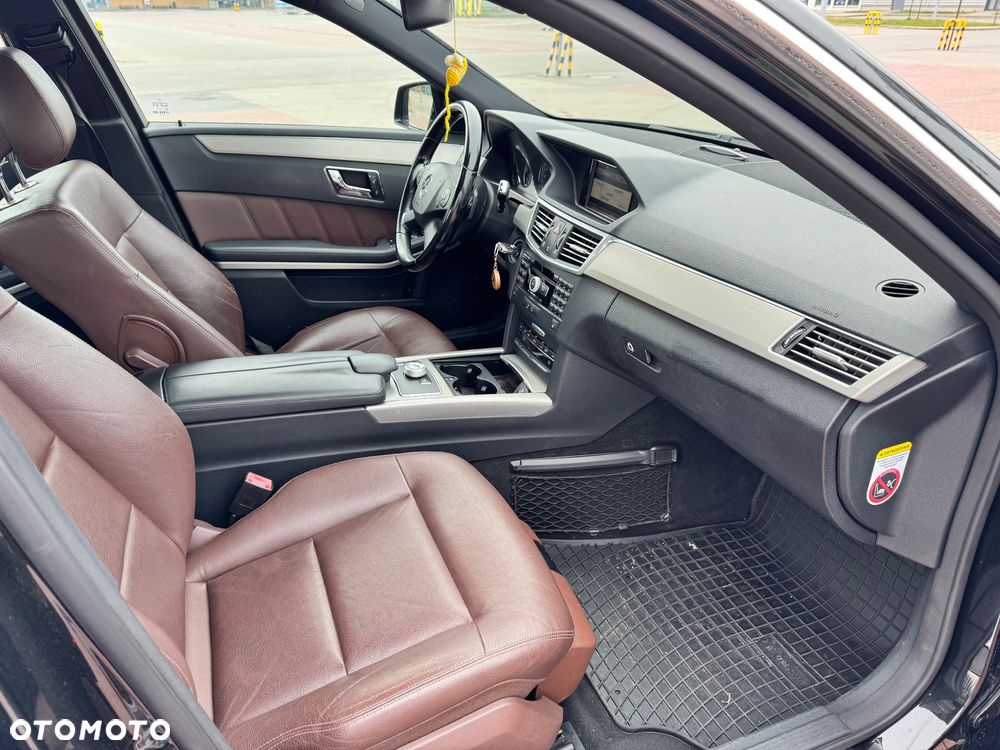 Mercedes-Benz Klasa E 350 CDI BlueEff Avantgarde - 9