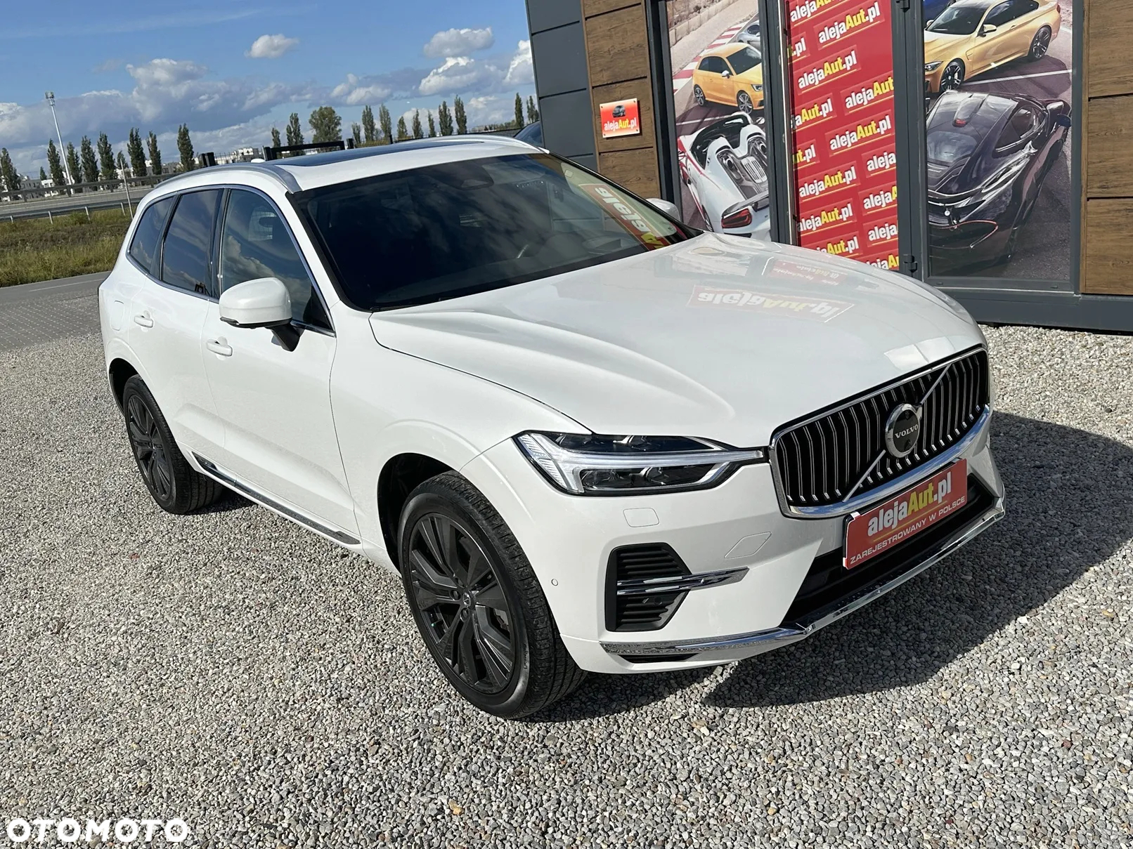 Volvo XC 60 T8 Plug-In Hybrid AWD Inscription - 2