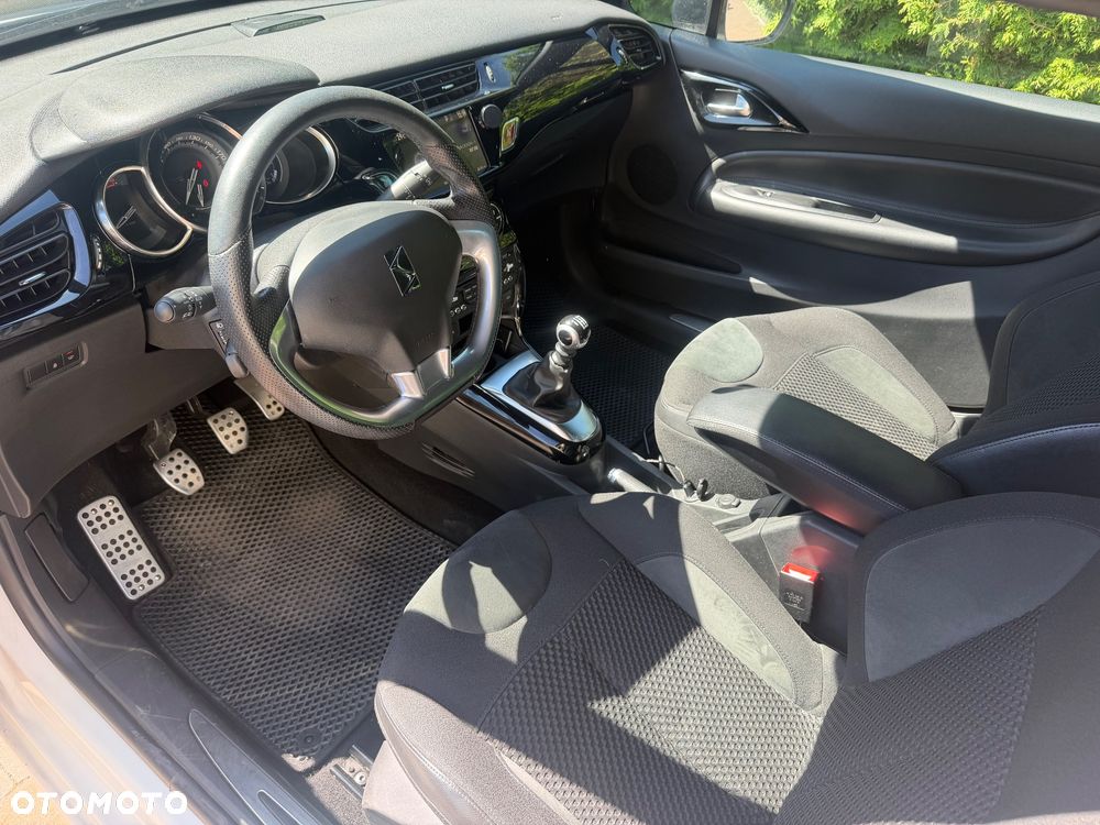 Citroën DS3 BlueHDi 120 SportChic - 10