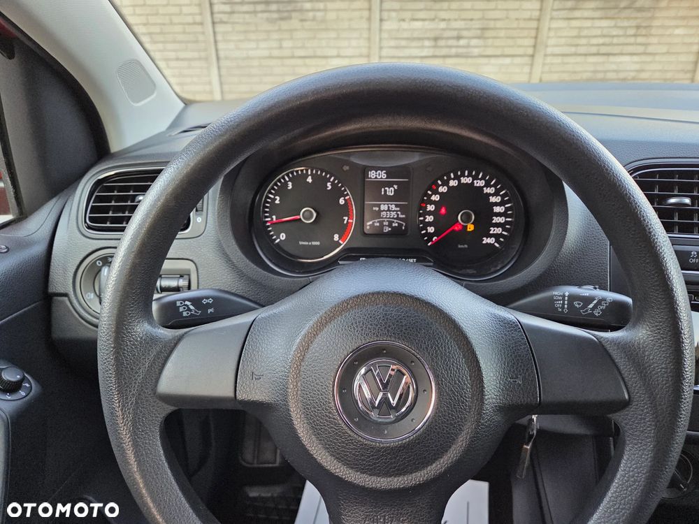 Volkswagen Polo - 22