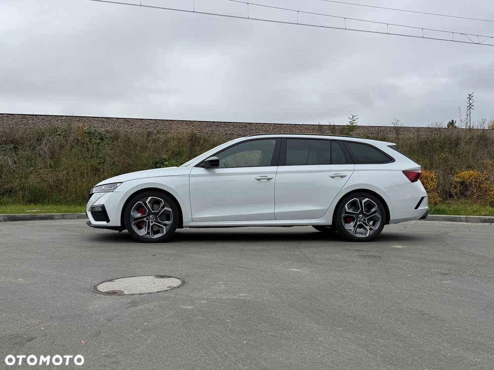 Skoda Octavia 2.0 TSI RS DSG - 9