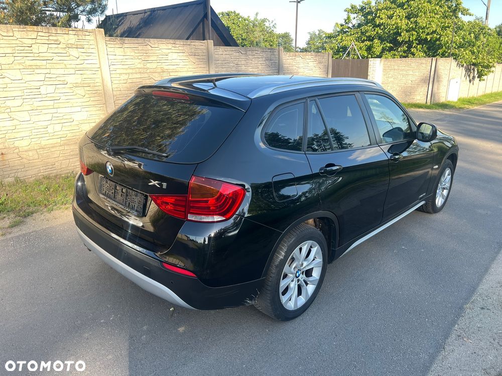 BMW X1 sDrive18d xLine - 8