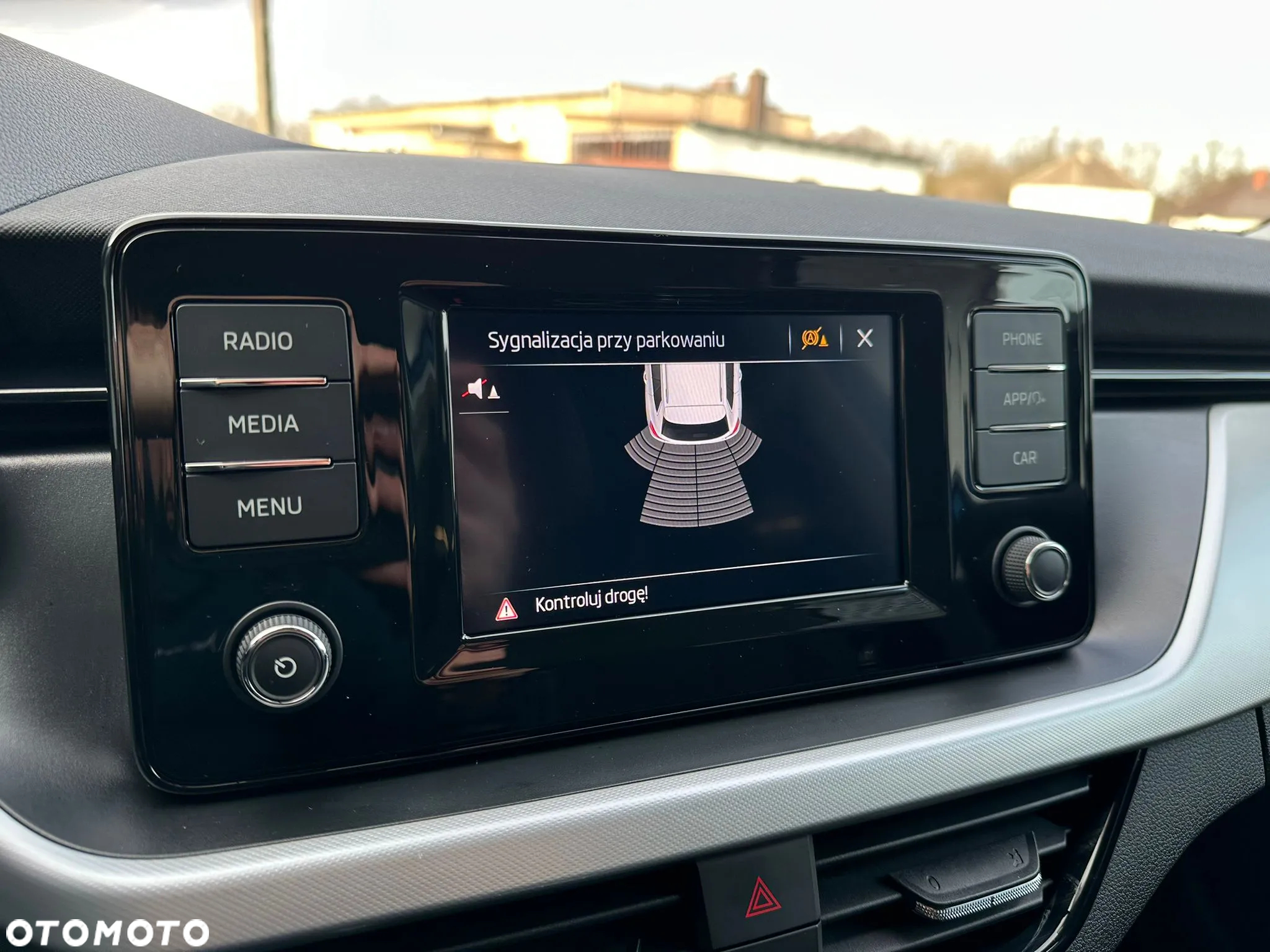 Skoda Kamiq 1.0 TSI Ambition DSG - 26