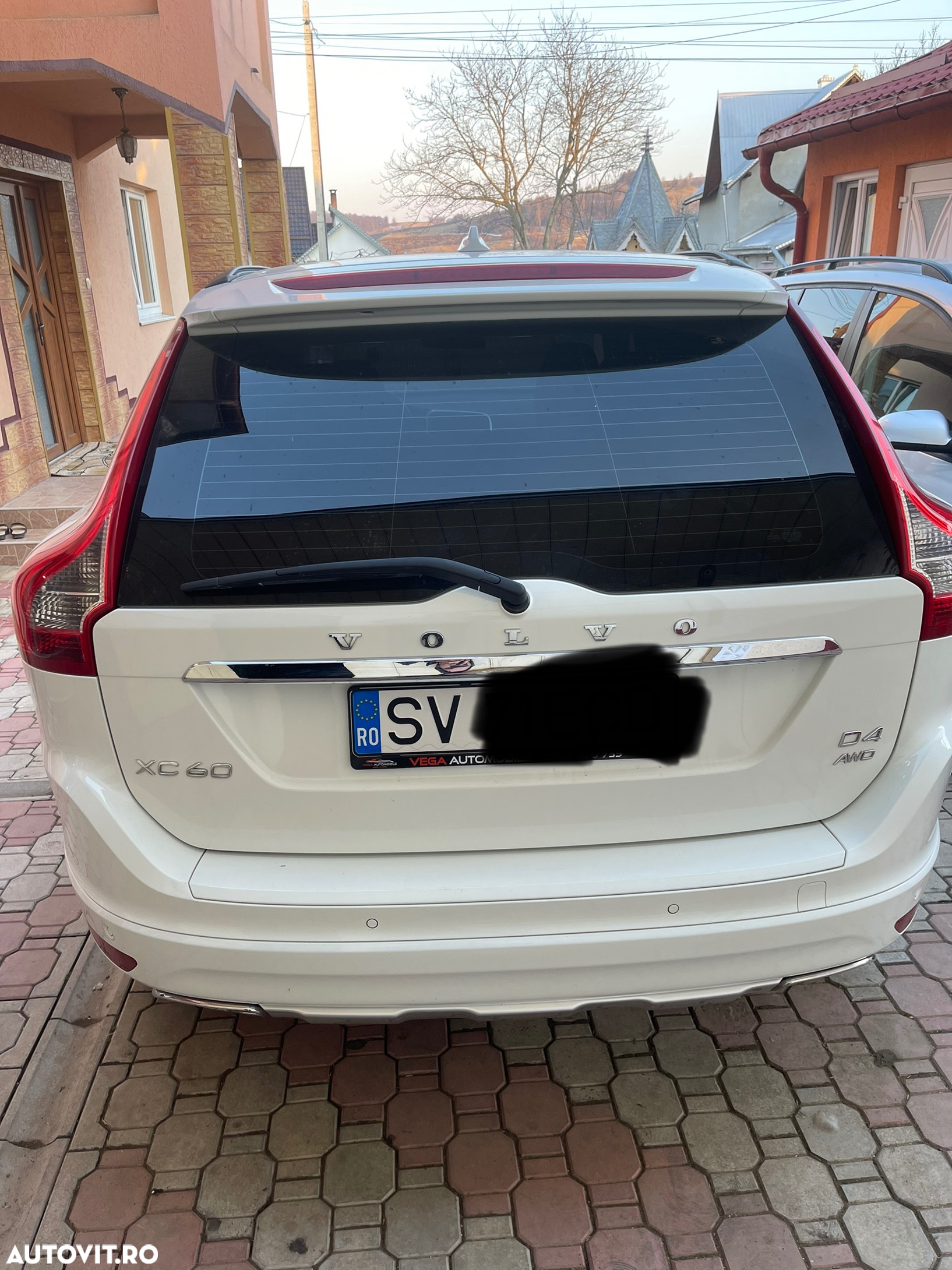 Volvo XC 60 D4AWD Summum - 8