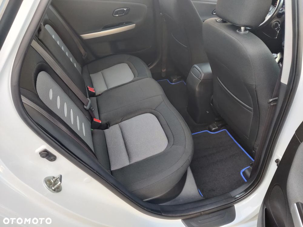 Kia Ceed 1.4 CRDi 90 Vision - 27