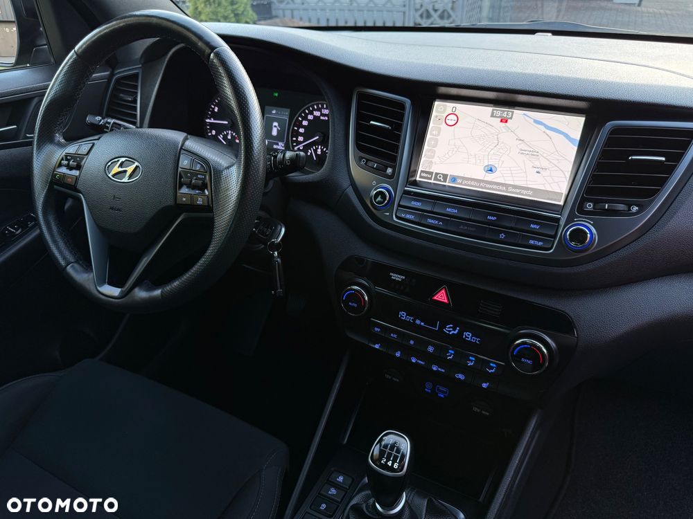 Hyundai Tucson blue 1.6 GDi 2WD Passion - 21