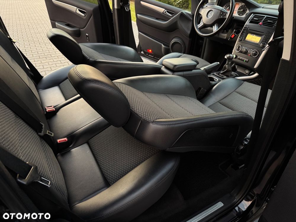 Mercedes-Benz Klasa B 180 BlueEFFICIENCY SPORT EDITION - 6